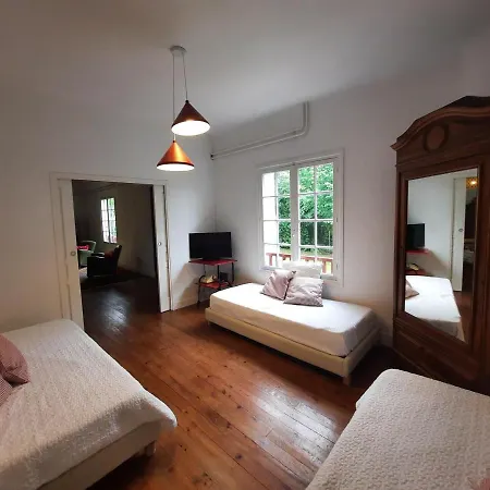 Maison Calme Avec Grand Exterieur, Proche Centre Et Ocean, Ideale Famille/amis - Fr-1-239-860 *