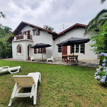 Maison Calme Avec Grand Exterieur, Proche Centre Et Ocean, Ideale Famille/amis - Fr-1-239-860